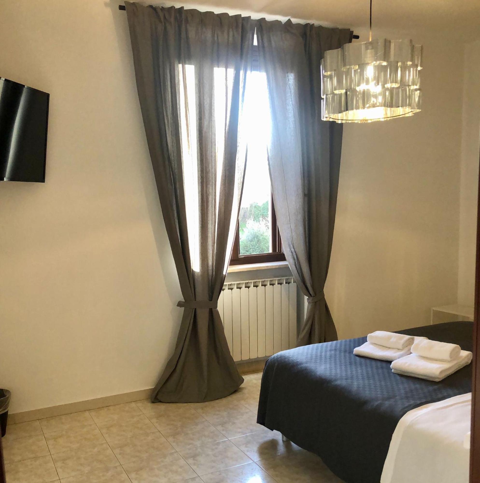Santa Filomena Guest House Терни Экстерьер фото
